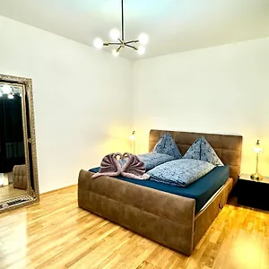  Appartamento Center Austria